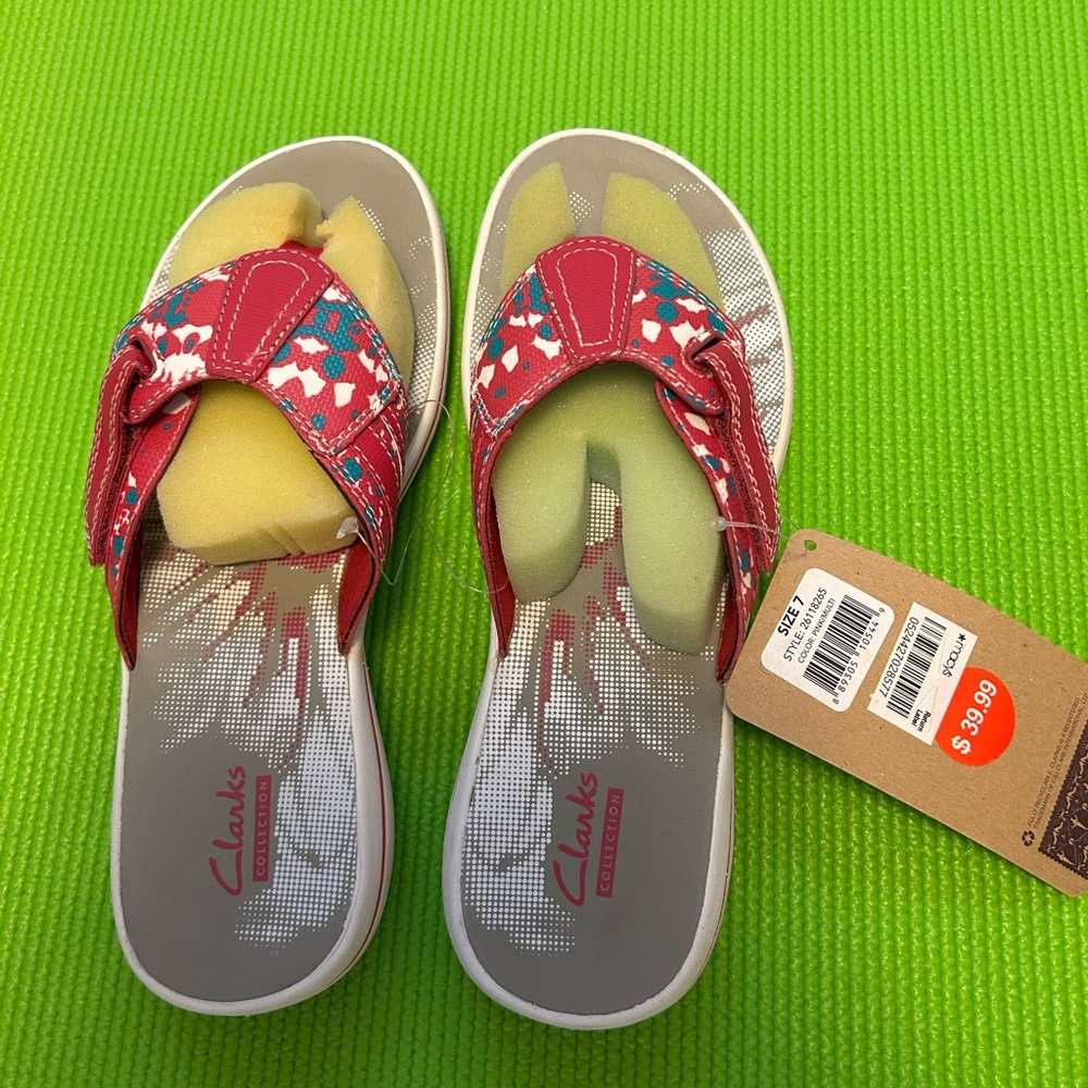 Clarks Pink and White Sandals for Everyday Comfort size 7 NWT - Picture 3 of 7